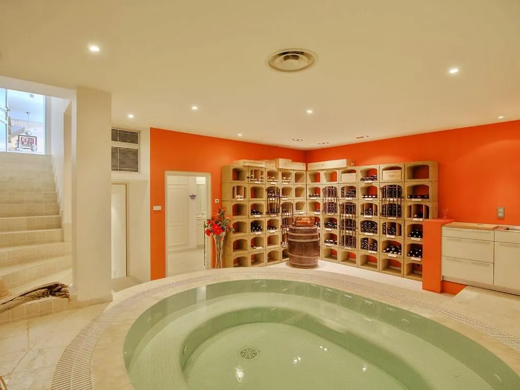 Villa Orchard Saint-Tropez